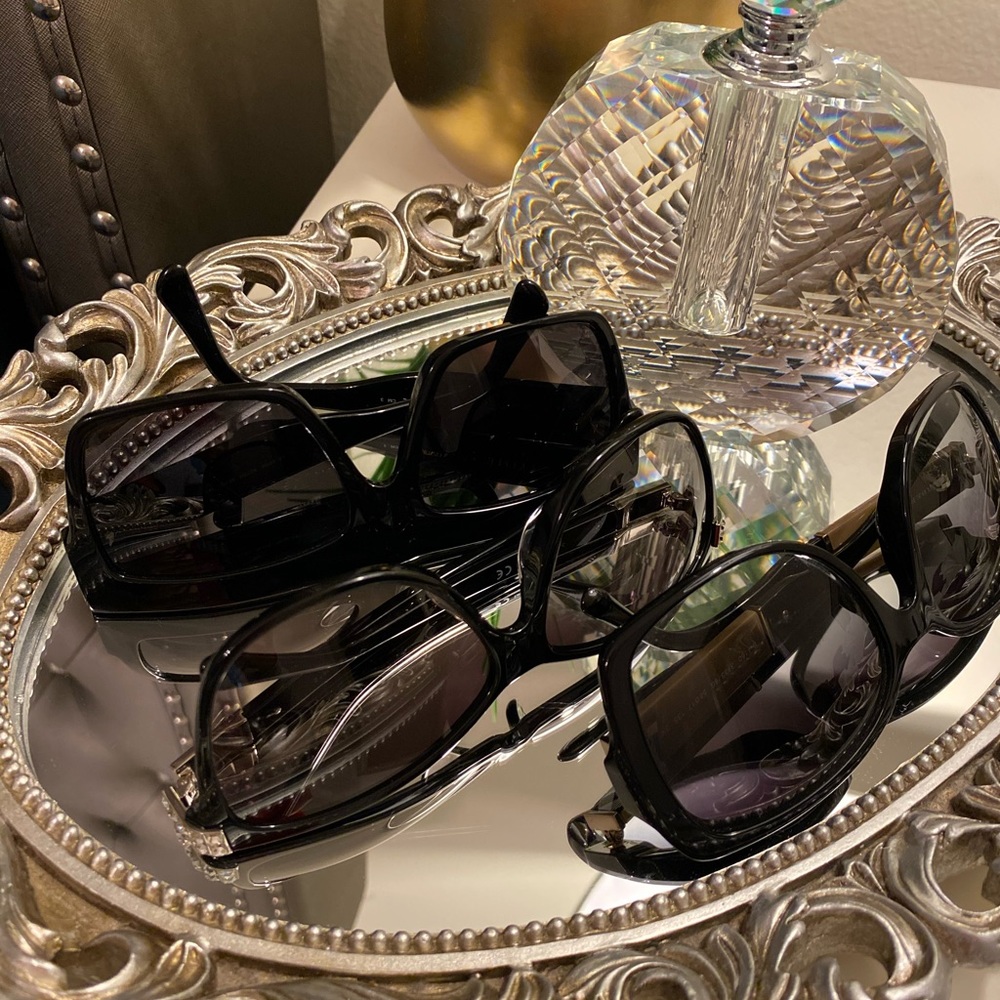 Swarovski Sunglasses 😎 - Picture 2 of 10